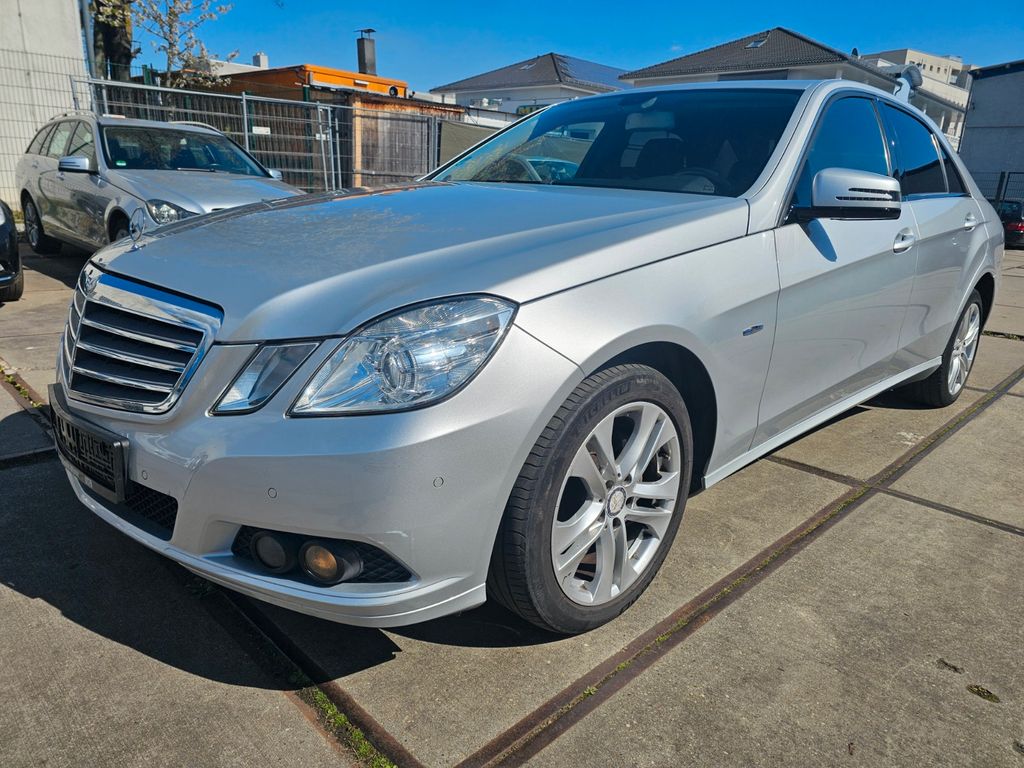 Bild des Angebotes Mercedes-Benz E 200CGI, Aut. PDC, Steuerkette Neu, 1 Jahr Gar.