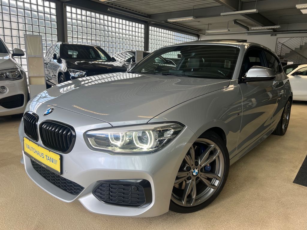 Bild des Angebotes BMW M135 i xDrive * SCHIEBEDACH * LEDER *