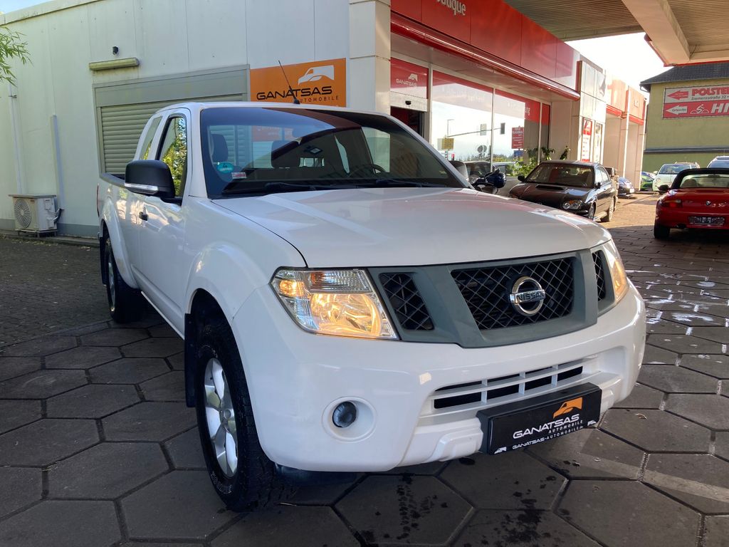 Nissan Navara Pickup King Cab XE 4X4-1 Hand -Klima-AHK