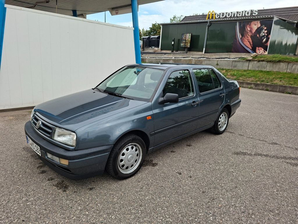 Bild des Angebotes Volkswagen Vento 1.8 GLX GLX
