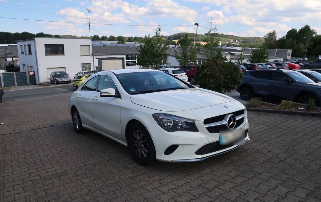 Bild des Angebotes Mercedes-Benz 200