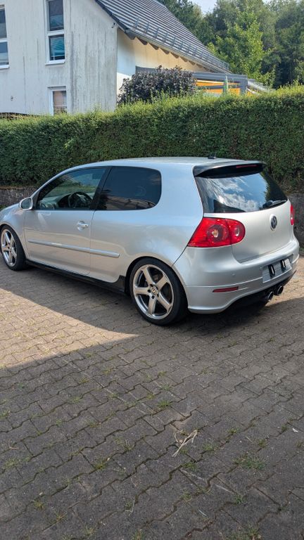 Volkswagen Golf 5 GTI
