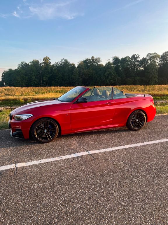 Bild des Angebotes BMW M235i xDrive Steptronic Cabrio -