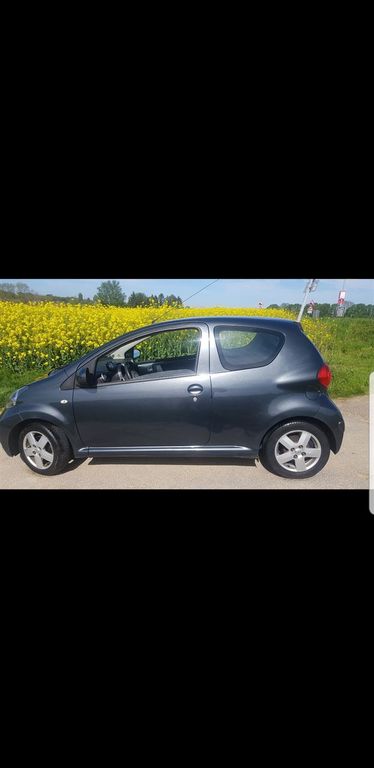 Bild des Angebotes Toyota Aygo (X) 1,0 - Tüv 09/2027 viele Neuteile