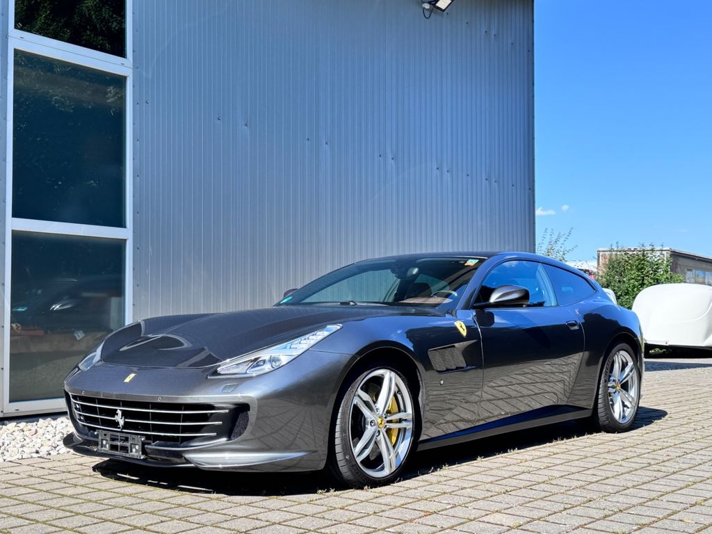 Bild des Angebotes Ferrari GTC4Lusso 6.3 V12 DCT LED Lenkrad Beifahrer Disp