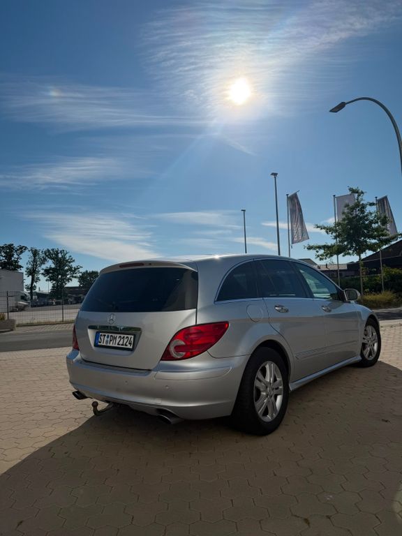 Bild des Angebotes Mercedes-Benz R 500 4MATIC -