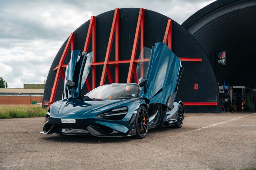 Bild des Angebotes McLaren 765LT Spider