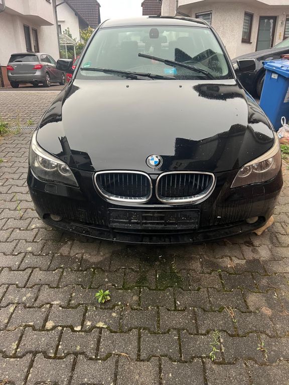 Bild des Angebotes BMW 520d A -