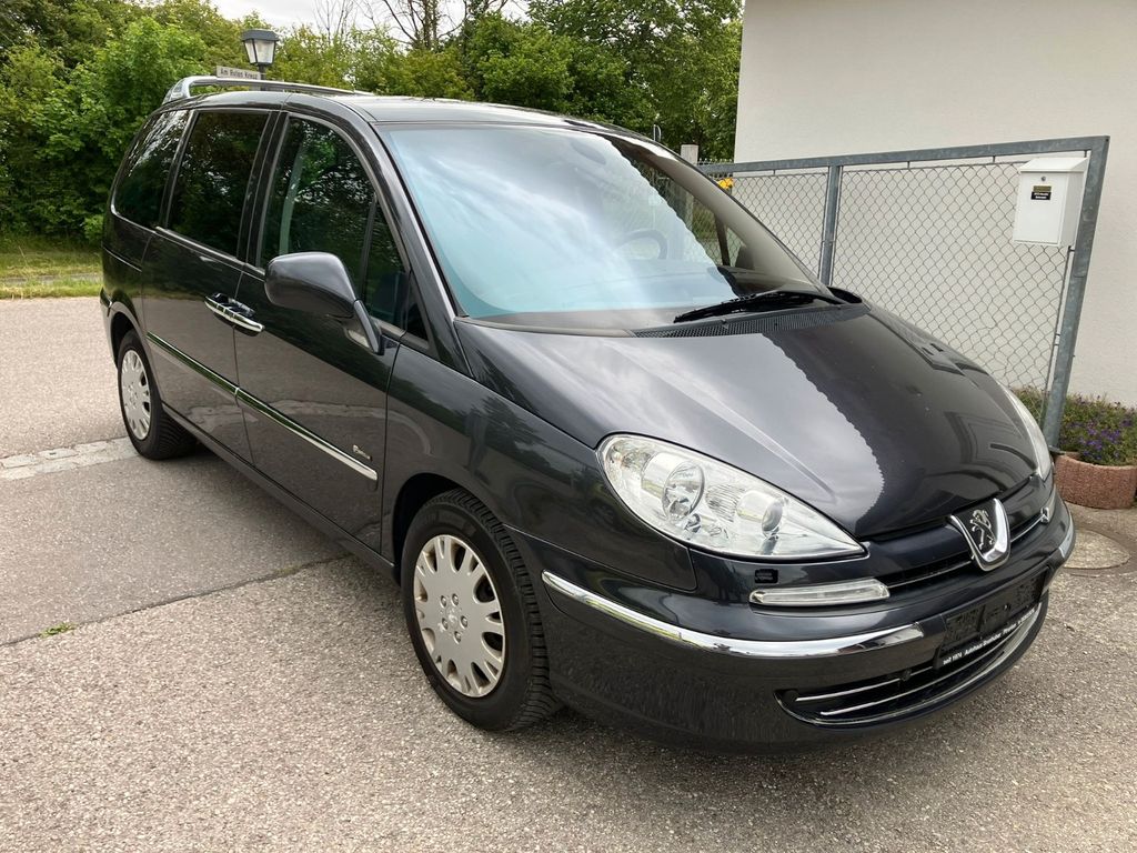 Peugeot 807 Family HDi FAP 135 Family
