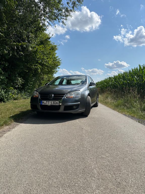 Bild des Angebotes Volkswagen Jetta 2.0 TDI 125 kW DPF GT/Sportline