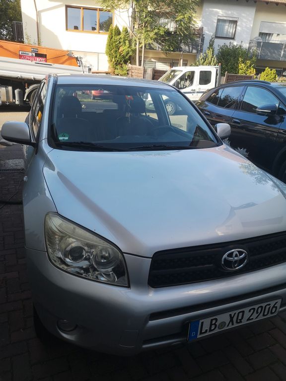 Bild des Angebotes Toyota RAV 4 2.0-l-VVT-i 4x4 Executive Executive