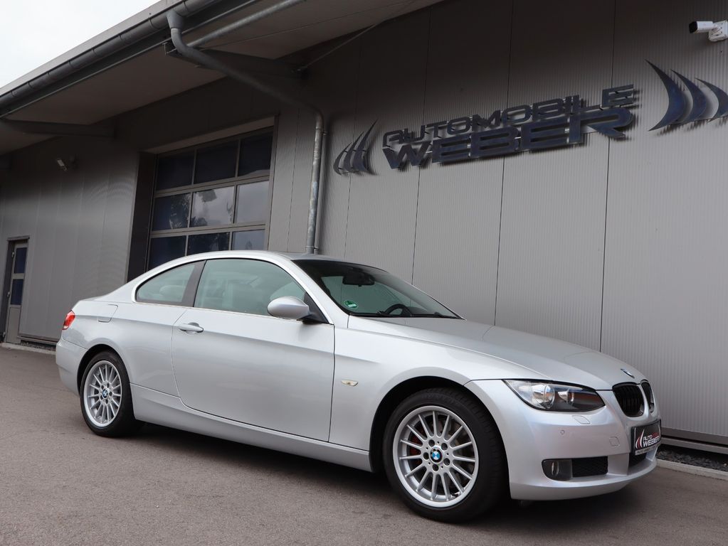 Bild des Angebotes BMW 325i Coupe *LEDER*XENON*EL.GLAS-SCHIEBEDACH*SHZ*
