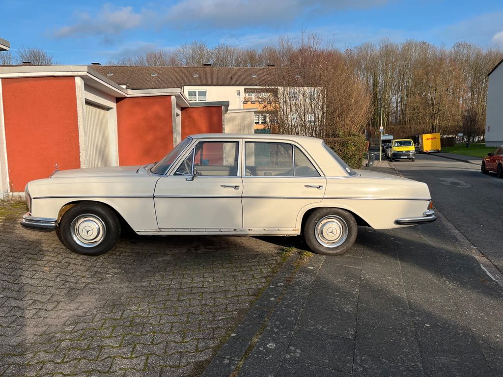 Bild des Angebotes Mercedes-Benz 250 S W108 ungeschweißter rostfreier Originalzus