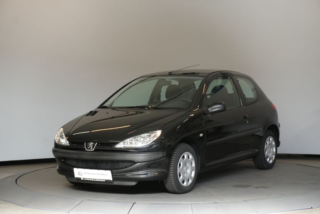 Bild des Angebotes Peugeot 206 1.1 Grand Filou Cool 1.Hand Klima
