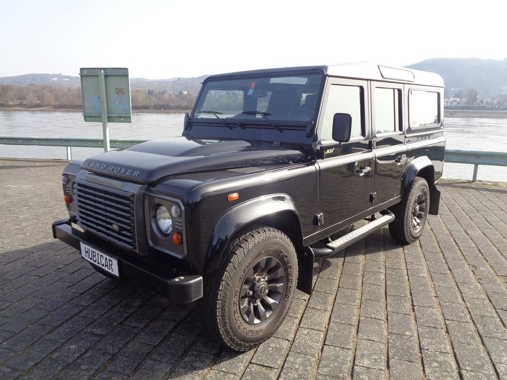 Bild des Angebotes Land Rover Defender 110 Edition  LXV  / 7 Sitzer