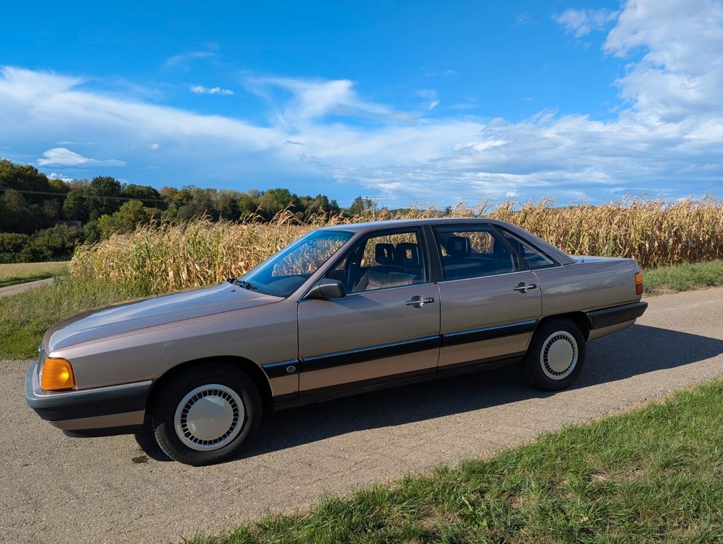 Bild des Angebotes Audi 100 CC*Bj 1987*TÜV neu*2.2*5 Zyl.*TOP Zustand