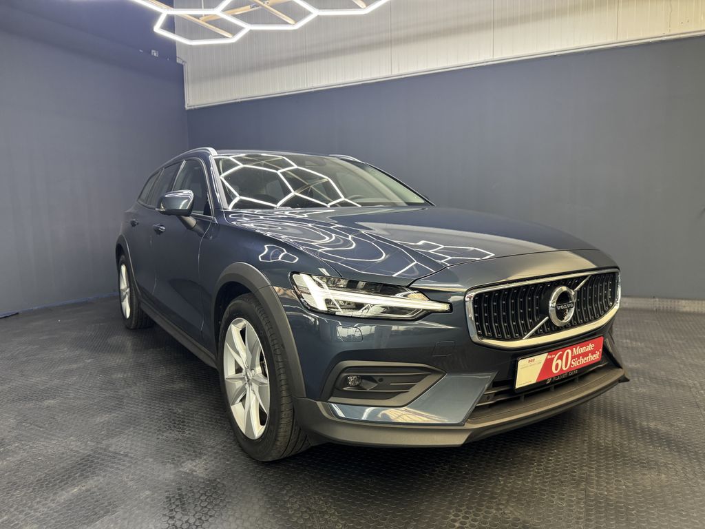 Bild des Angebotes Volvo V60 Cross Country B4 AWD|3J.GARANTIE|AHK|PANO|