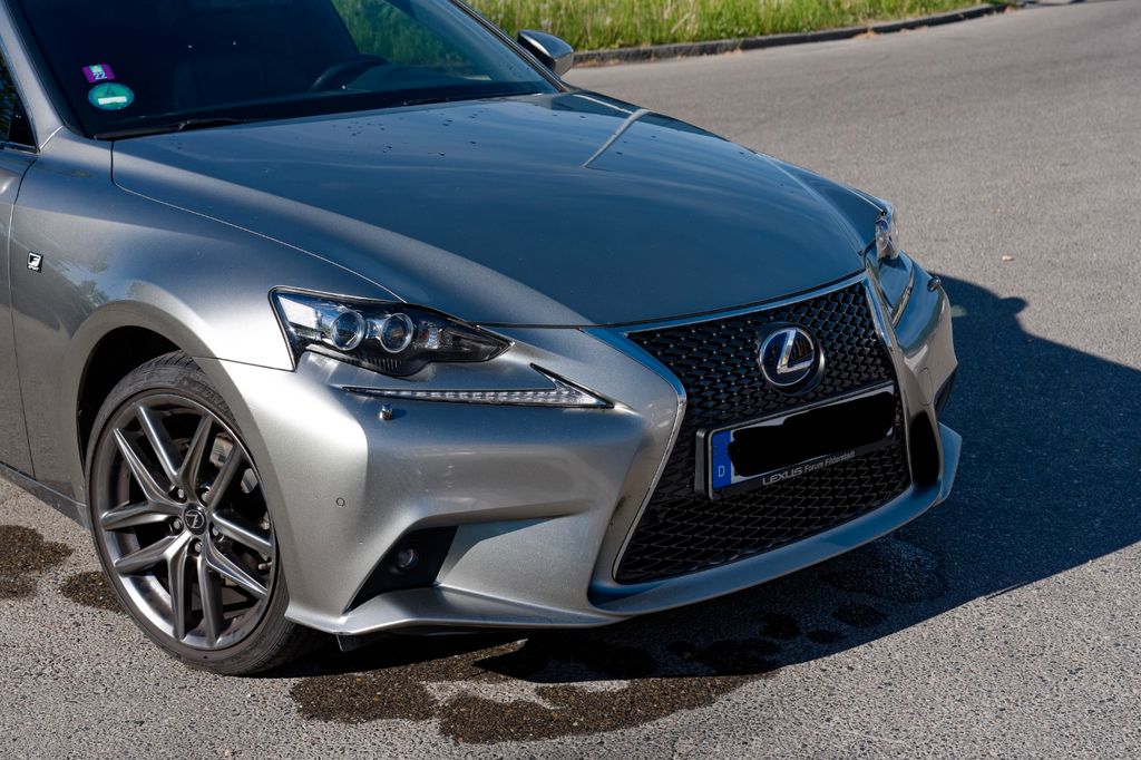 Bild des Angebotes Lexus IS 300h F-Sport Automatik F-Sport