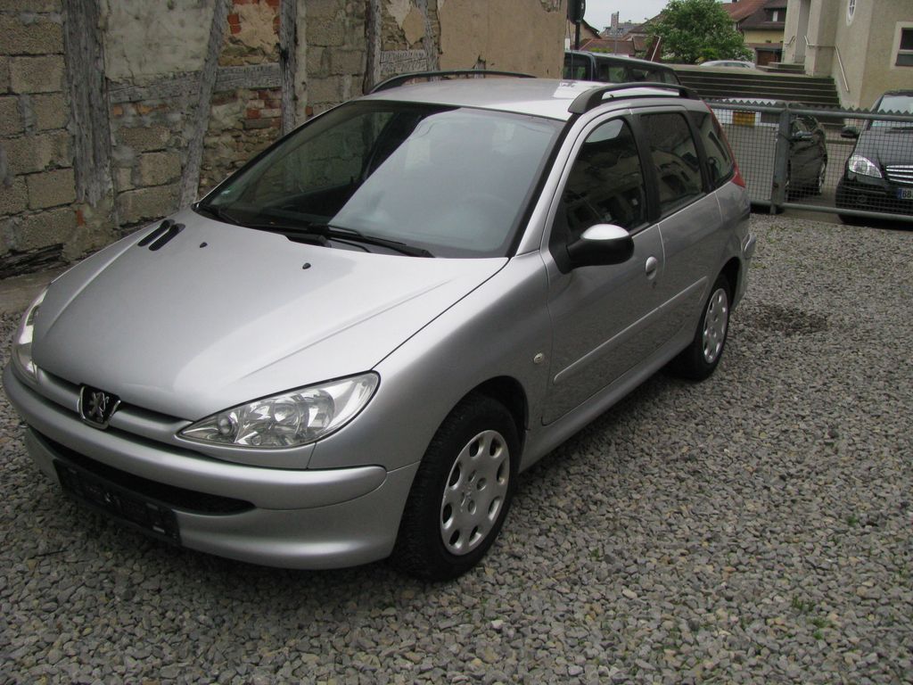 Bild des Angebotes Peugeot 206 1.4 Grand Filou 75 Grand Filou Cool