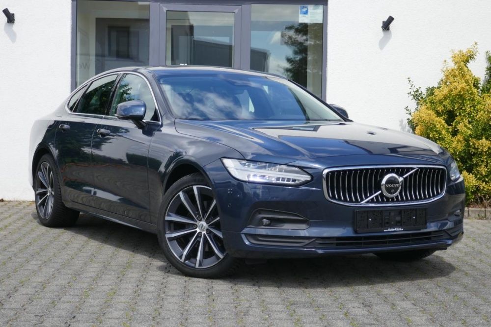 Bild des Angebotes Volvo S90 MomentumPro|AWD|LichtPak|19Zoll|Parkassist