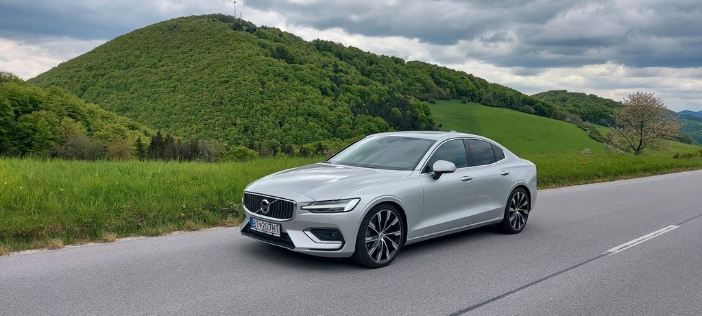 Bild des Angebotes Volvo S60 B5 eHEV 184kW Inscription