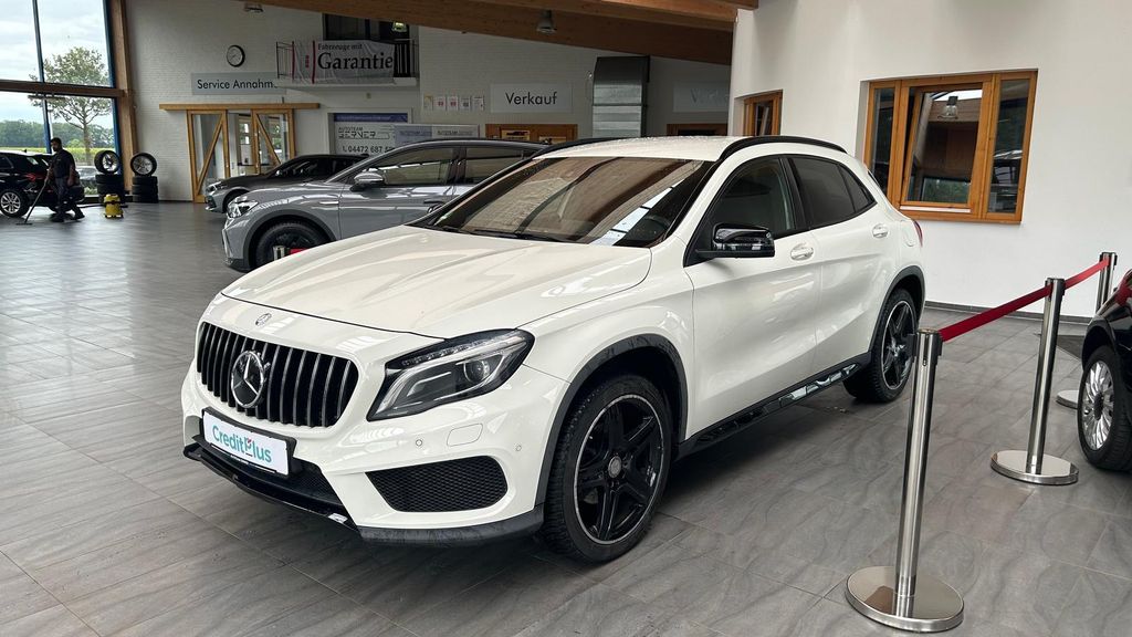 Bild des Angebotes Mercedes-Benz GLA 200 AMG Line *Alcantara*Rück-Kamera*Nightpak