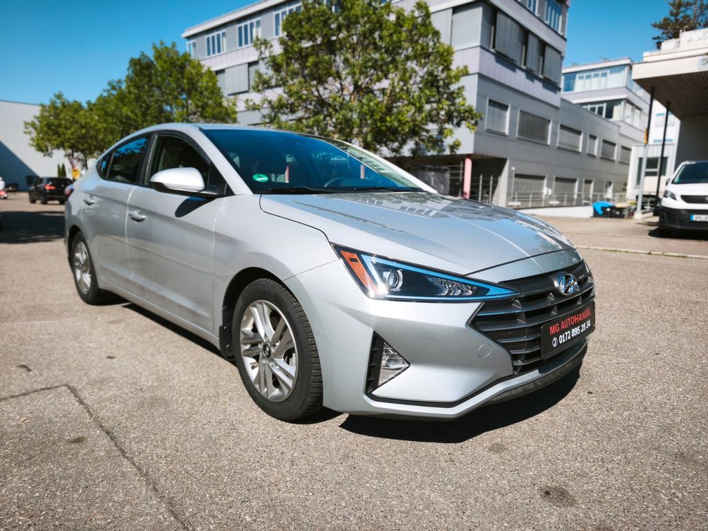 Bild des Angebotes Hyundai Elantra 2.0 Limited *Automatik*Kamera