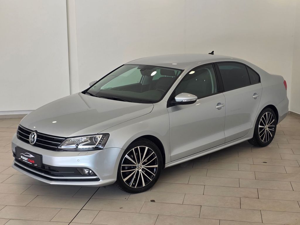Bild des Angebotes Volkswagen Jetta 2.0 TDI BMT Tech|AHK|BIXENON|NAVI|2-HAND|