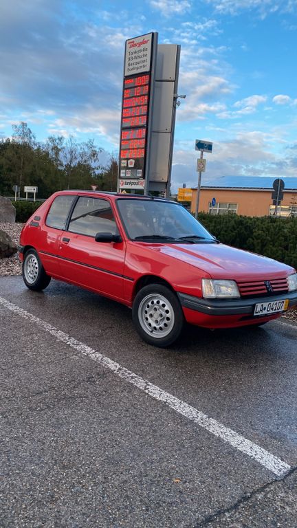 Peugeot 205 Automatik