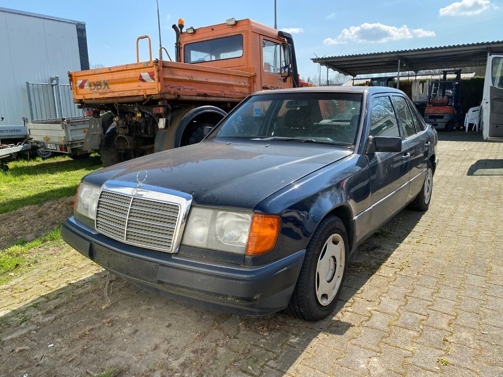 Bild des Angebotes Mercedes-Benz E 230 W124 Limousine