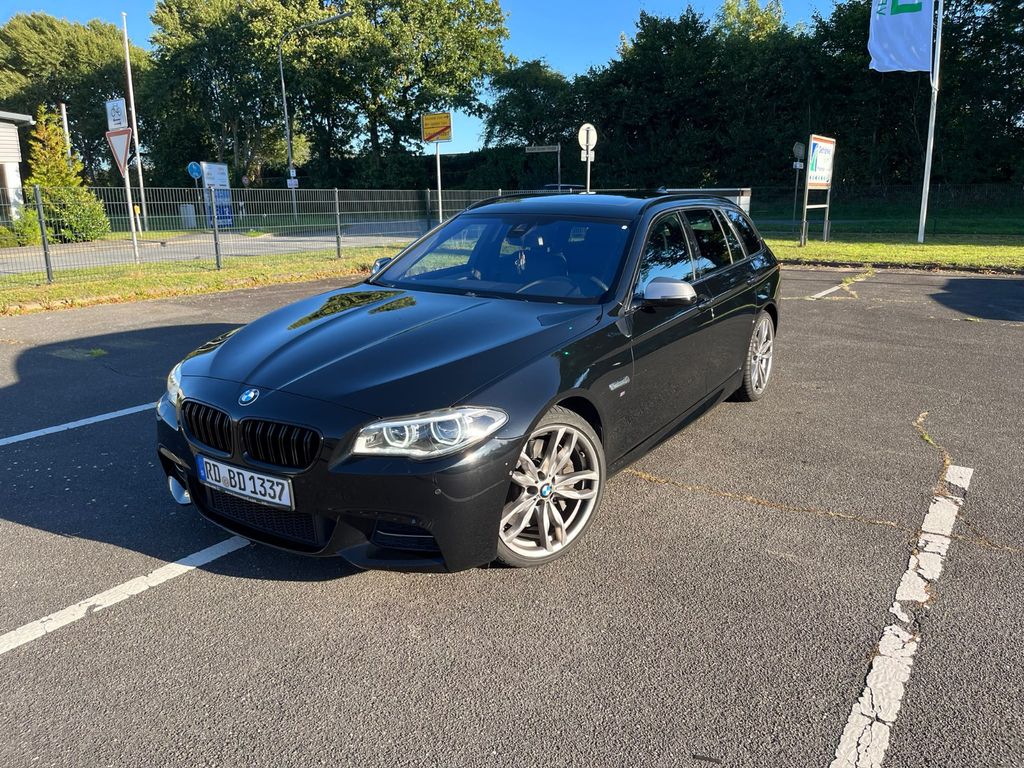 Bild des Angebotes BMW M550d xDrive Touring | Panorama | Fond-TV