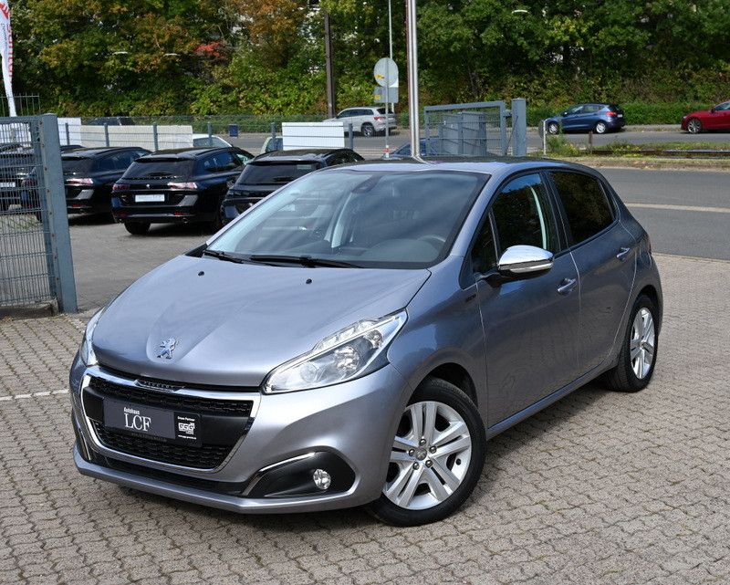 Bild des Angebotes Peugeot 208 Signature Automatik CarPlay Navi PDC Android