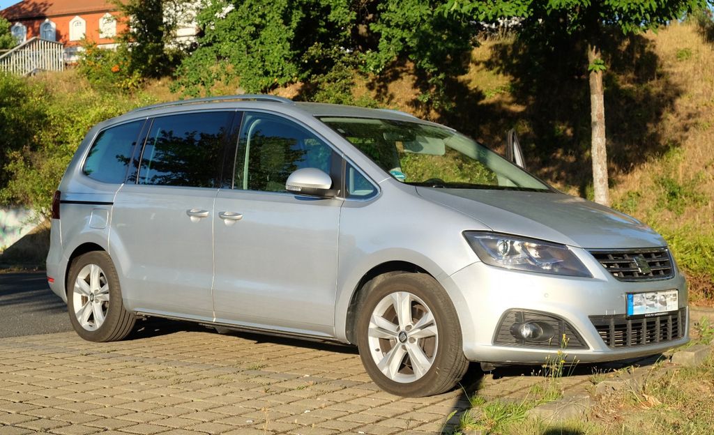 Bild des Angebotes Seat Alhambra 2.0 TDI 110kW DSG TÜV neu Alu Felgen