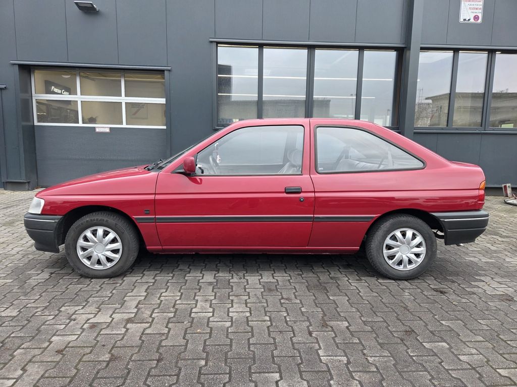 Bild des Angebotes Ford Escort 1.4i Flair Flair