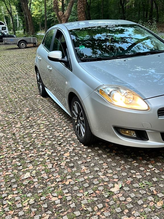Bild des Angebotes Fiat Bravo 1.4 16V T-JET Sport Sport