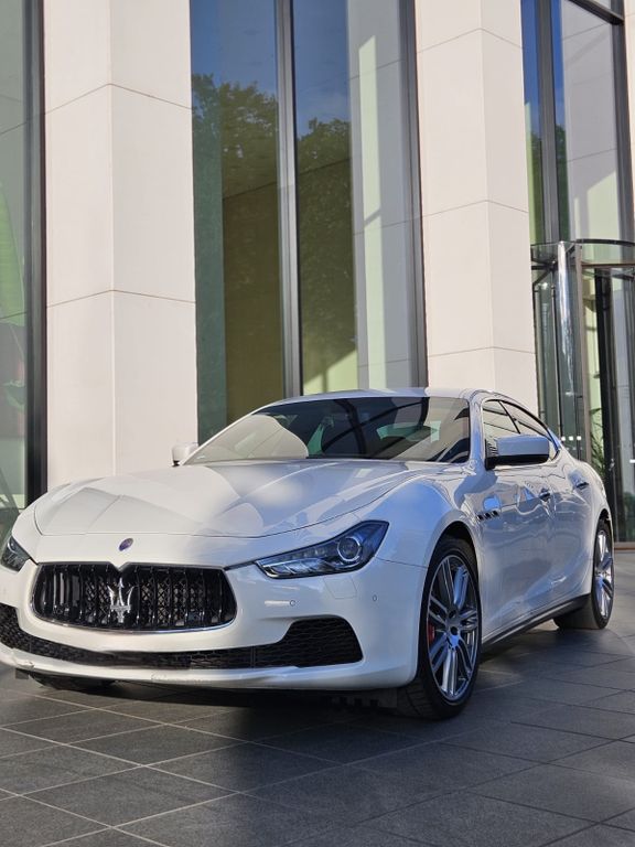 Bild des Angebotes Maserati Ghibli 3.0V6 S Q4~AUT~409Ps~LEDER~NAVI~KEYLESS-G