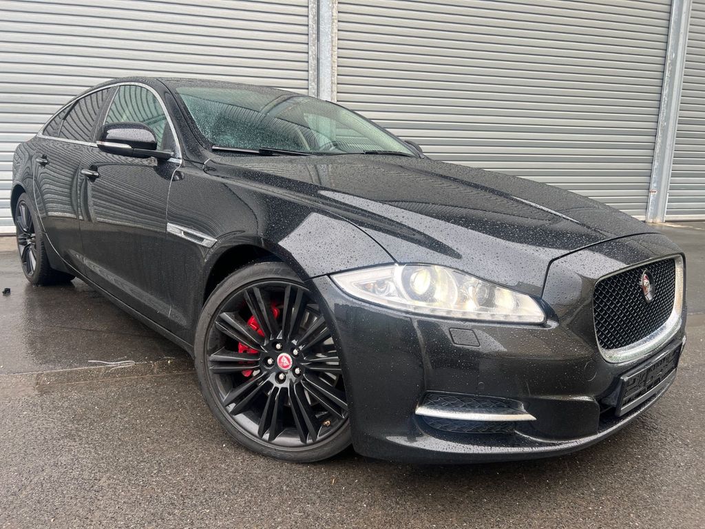 Jaguar XJ Premium Luxury AWD  KAMERA NAVI LEDER PANO