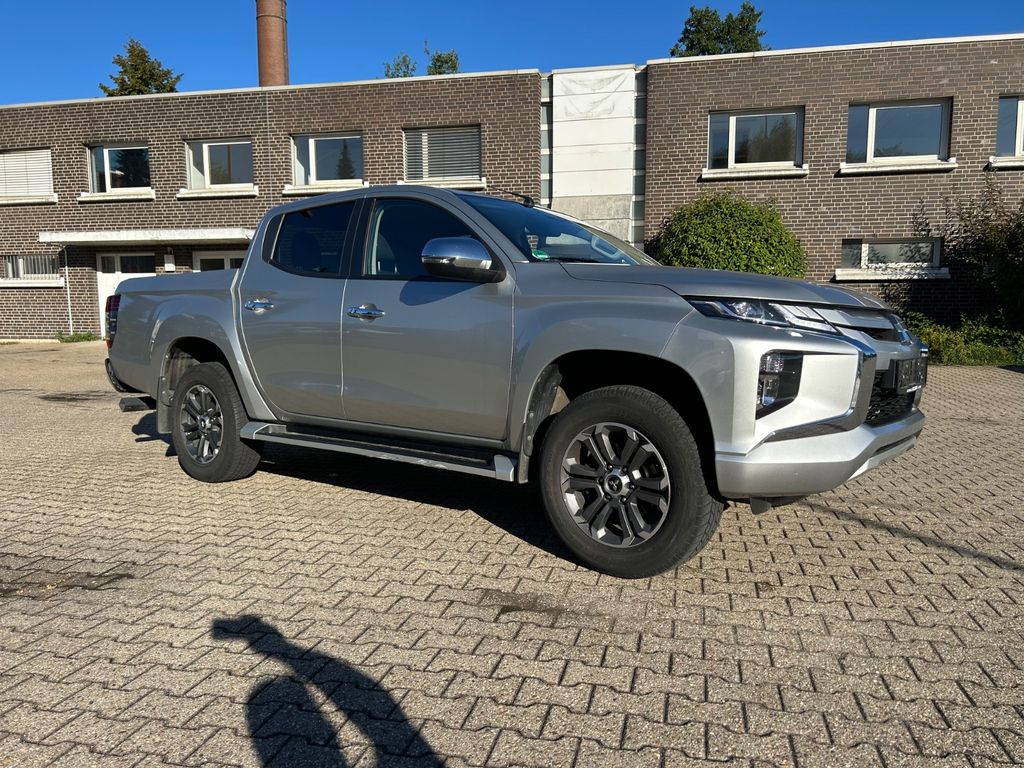 Bild des Angebotes Mitsubishi L200 Spirit Doppelkabine 4WD AHK Keyless etc.