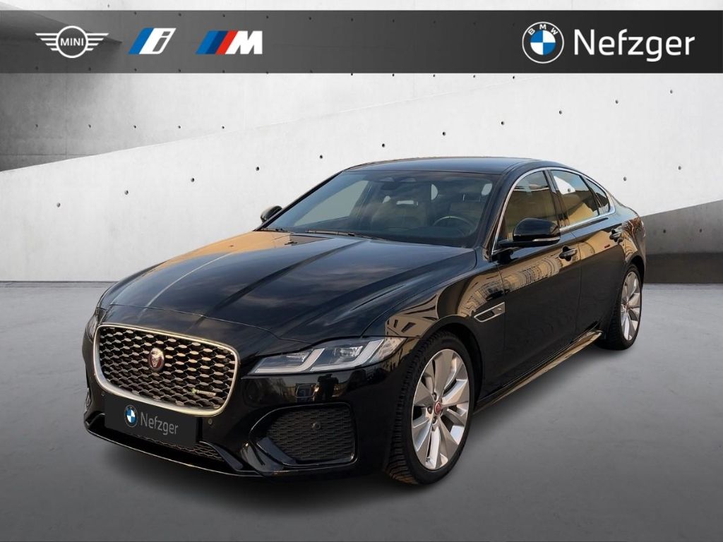 Bild des Angebotes Jaguar XF P250 R-Dynamic SE RFK LED Ambiente Sportfahrw