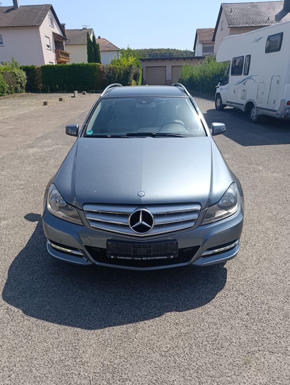 Bild des Angebotes Mercedes-Benz 200
