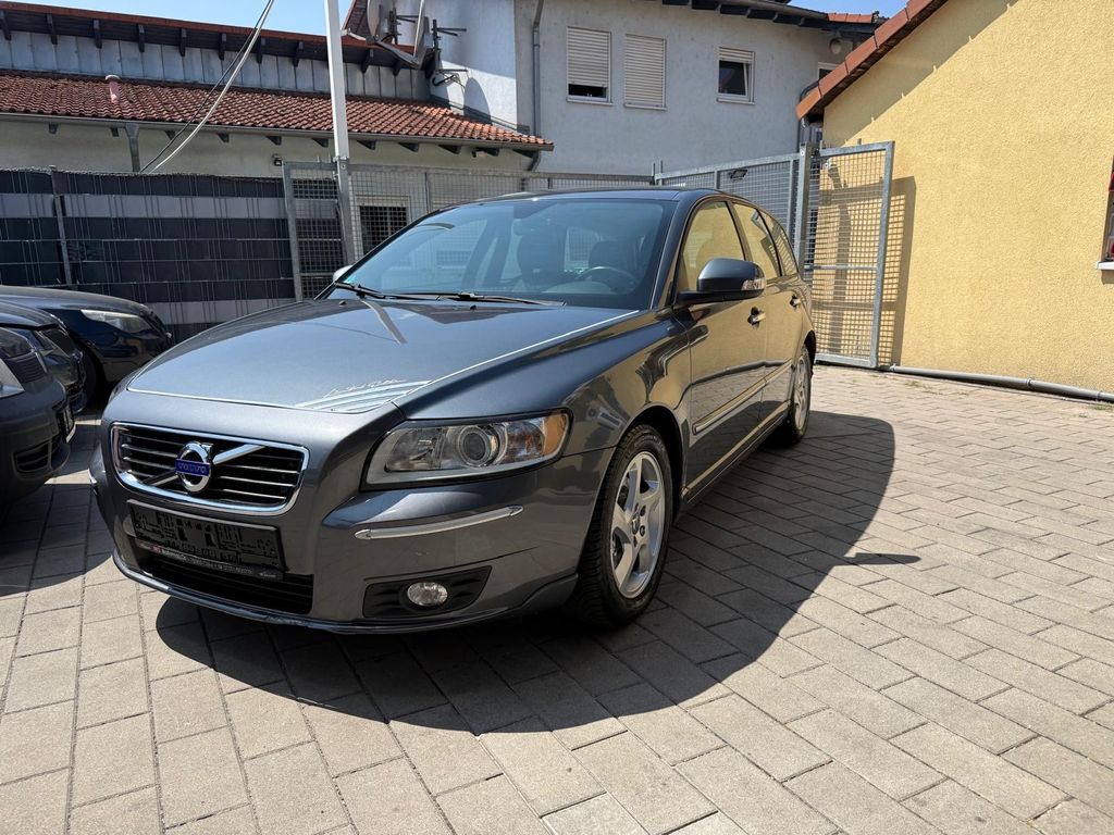 Bild des Angebotes Volvo V50 D2 Business Edition
