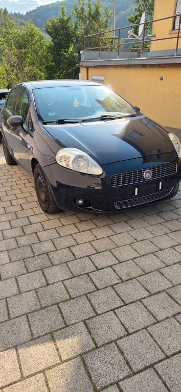 Bild des Angebotes Fiat Grande Punto 1.2 8V Dynamic Dynamic