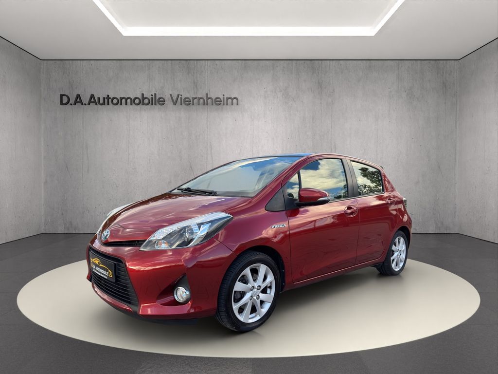 Bild des Angebotes Toyota Yaris Hybrid Club°Automatik°Panorama-Dach°1 Hand