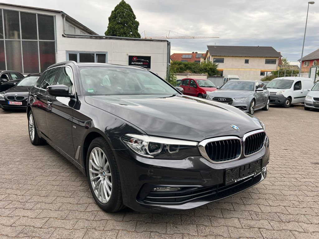 Bild des Angebotes BMW 520 d Sport Line* AHK*2 HAND*VOLLLEDER*LED*8FACH