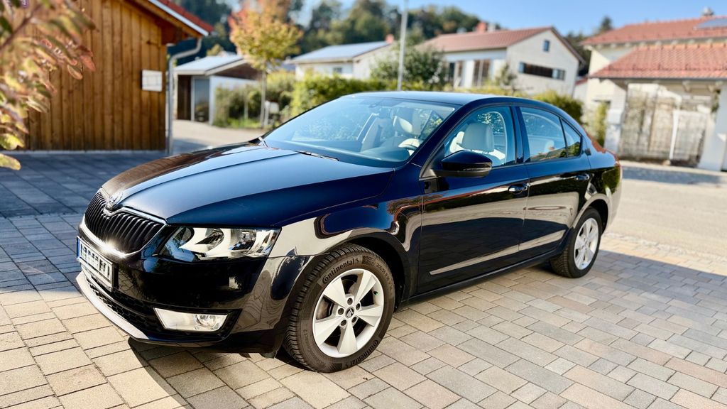 Bild des Angebotes Skoda Octavia 2.0 TDI - Garagenwagen LED Leder Memory