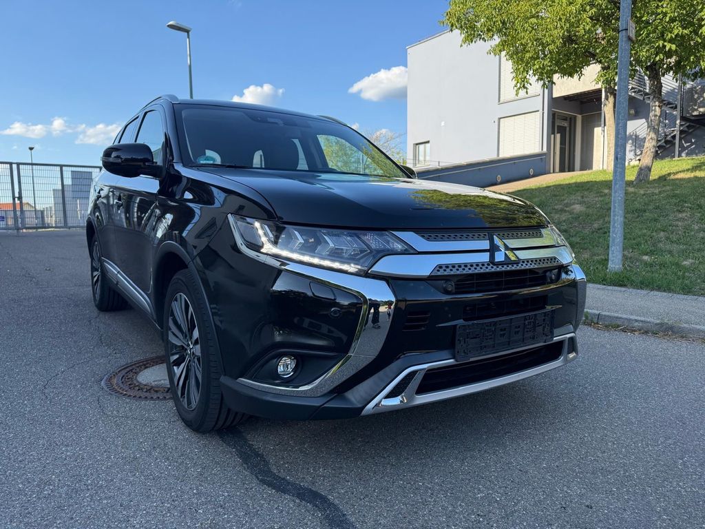 Bild des Angebotes Mitsubishi Outlander 2.0 4WD | 1 HD | AHK | 360 | VOLL
