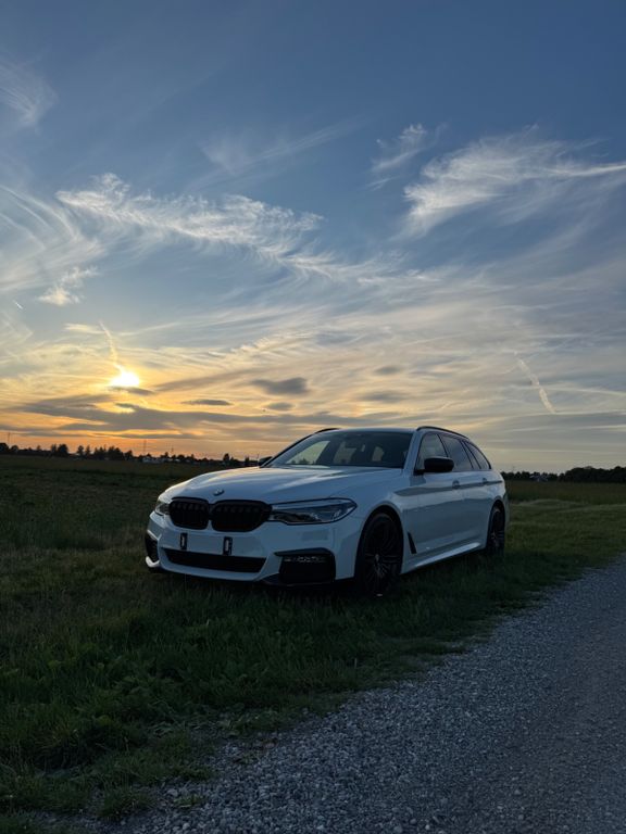 Bild des Angebotes BMW 520d Touring A -