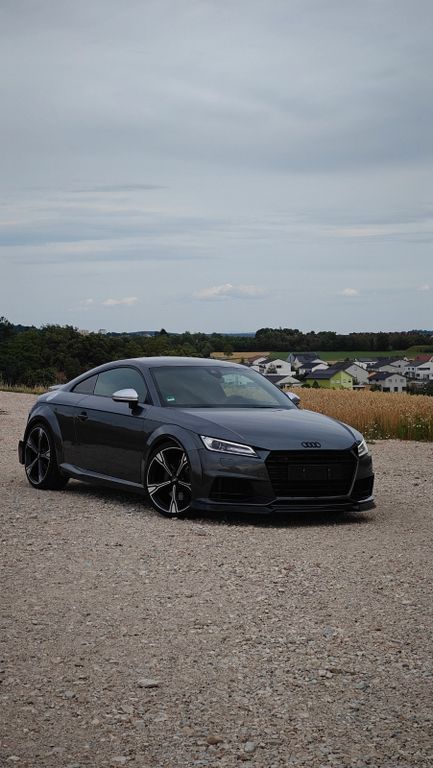 Audi TTS Coupe 2.0 TFSI S tronic quattro -