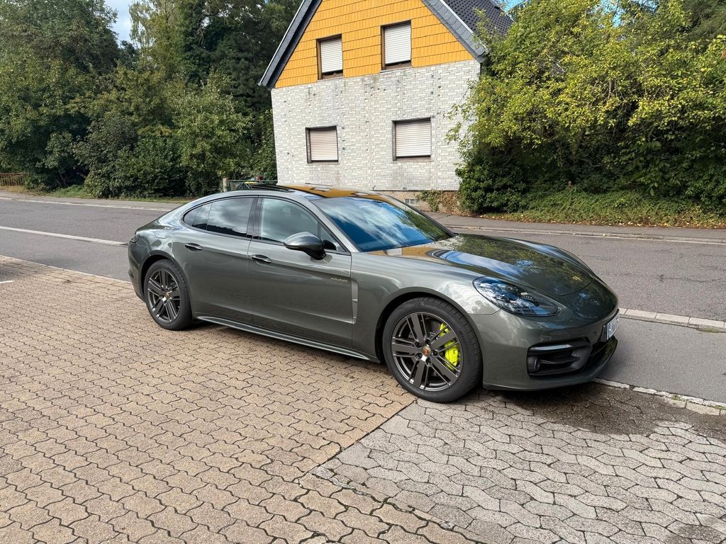 Bild des Angebotes Porsche Panamera 4 E-Hybrid Platinum Edition Platinu...