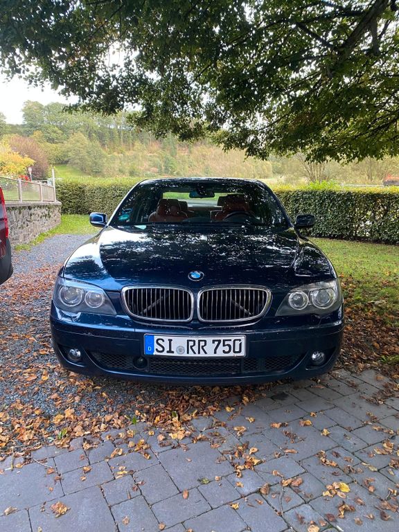 Bild des Angebotes BMW 750Li A -